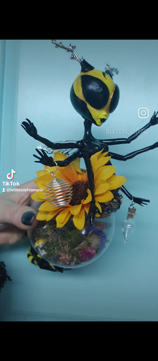 Letty's Queen Bee